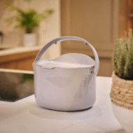 foto van een Daily afvalbakje grijs verkrijgbaar bij DeDuurzameTuin.nl