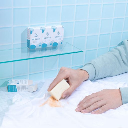 Brauzz vlekverwijderaar verkrijgbaar bij DeDuurzameTuin.nl