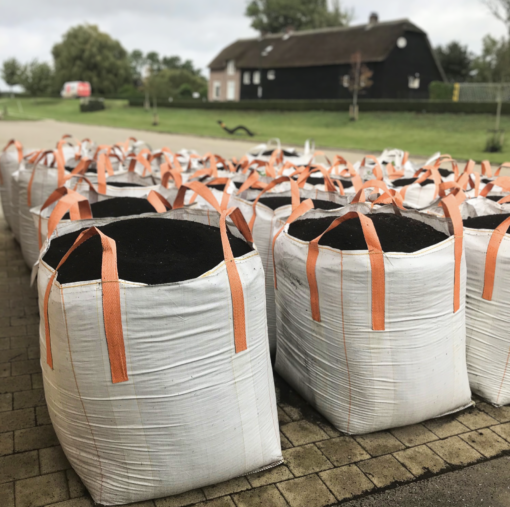 Vermicompost v verkrijgbaar bij DeDuurzameTuin.nl